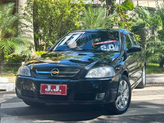 CHEVROLET ASTRA 2.0 MPFI ADVANTAGE 8V FLEX 4P MANUAL CHEVROLET ASTRA 2.0 MPFI ADVANTAGE 8V FLEX 4P MANUAL